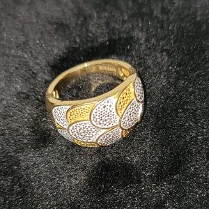 Elegant Gold and Silver Women's Ring